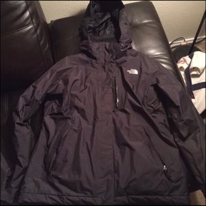 North Face Women’s XL snow jacket NWOT